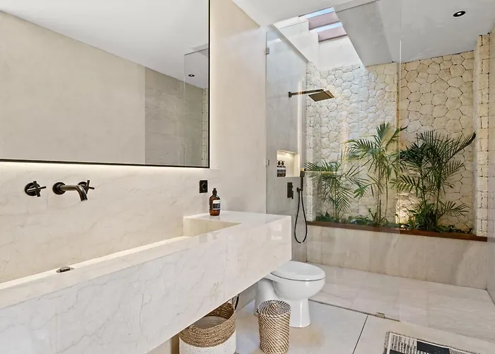 Morena - Brand New, Stylish And Luxurious Villa *