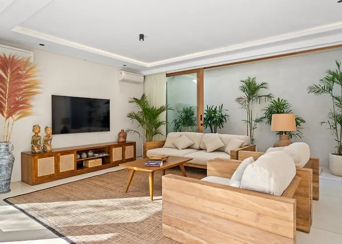 Villa Morena - Brand New, Stylish And Luxurious